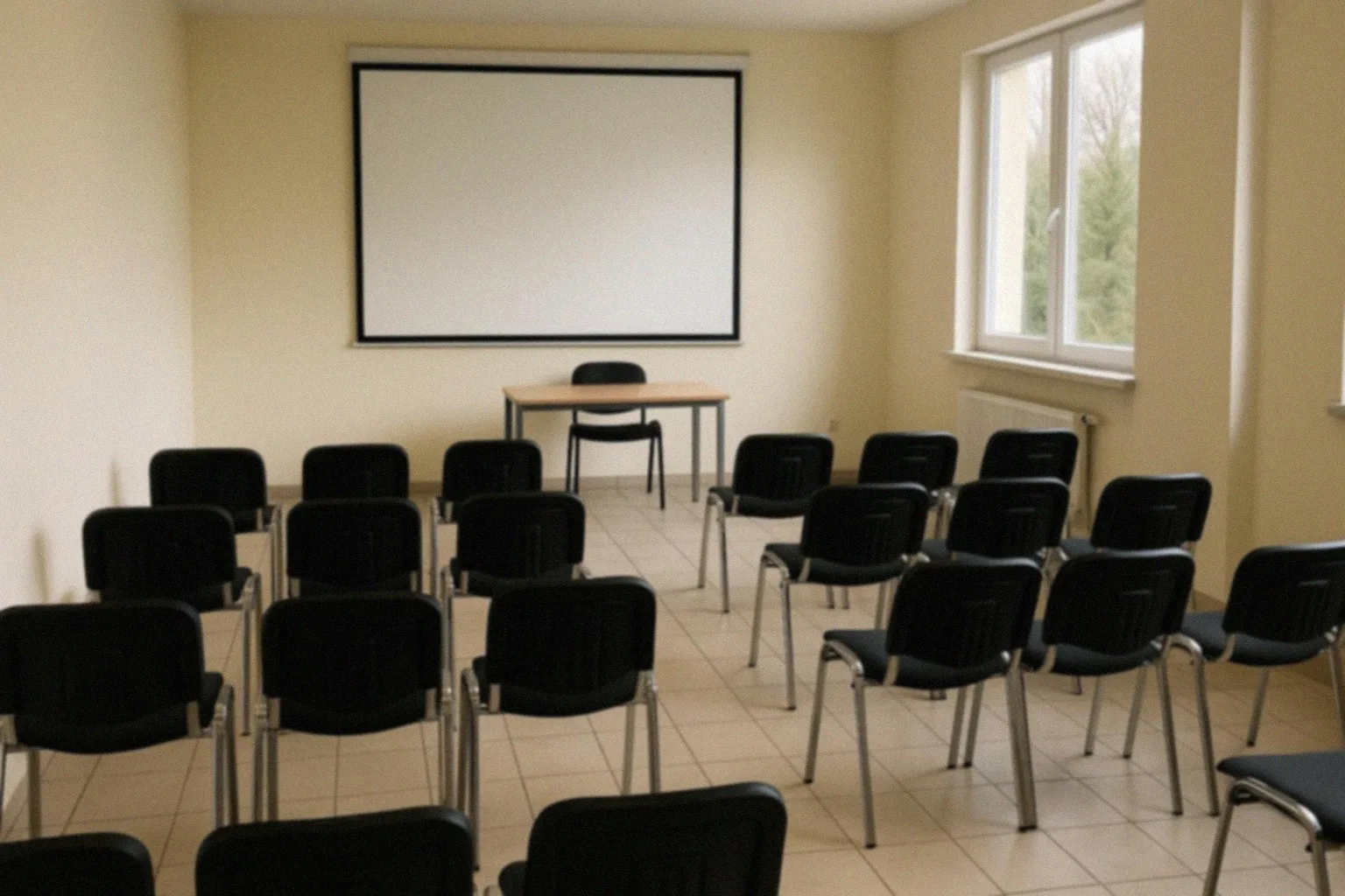 Rafał Rutkowski z programem „Wehikuł czasu” w Łukowie